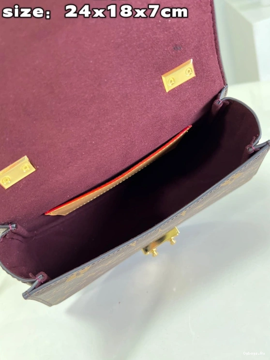 Tilsitt LOUIS VUITTON 0407